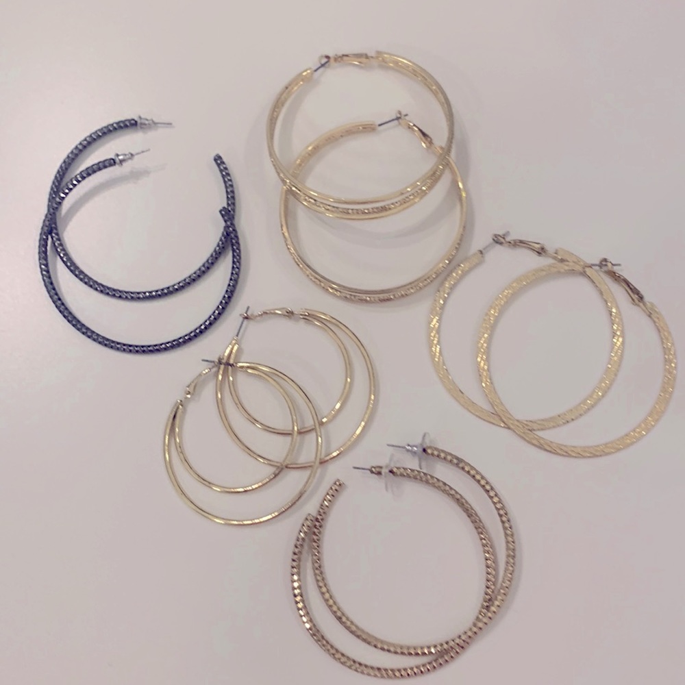 Fun and Flirty Earrings! 5 pairs: 4 gold & 1 dark silver